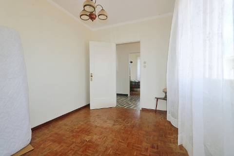 VENDA de VIVENDA - MORADIA com garagem, jardim e quintal - Santa Bárbara, Ribeira Grande, Ilha de São Miguel, Açores