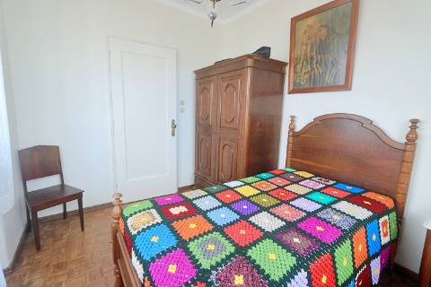 VENDA de VIVENDA - MORADIA com garagem, jardim e quintal - Santa Bárbara, Ribeira Grande, Ilha de São Miguel, Açores