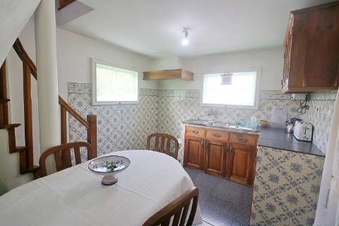 VENDA de VIVENDA - MORADIA com garagem, jardim e quintal - Santa Bárbara, Ribeira Grande, Ilha de São Miguel, Açores