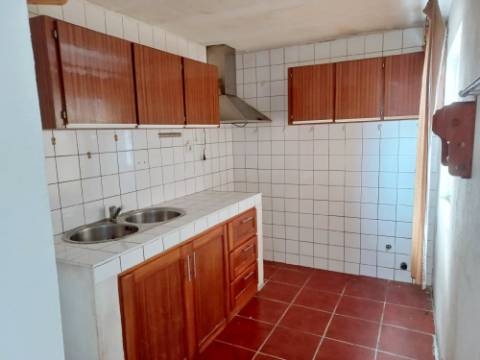 VENDA de APARTAMENTO T1 - Biscoitos, Calheta, Ilha de São Jorge, Açores