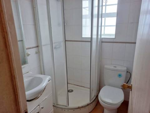 VENDA de APARTAMENTO T1 - Biscoitos, Calheta, Ilha de São Jorge, Açores