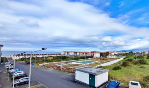 VENDA de APARTAMENTO T2 com VARANDA e VISTA MAR - Quintas do Mar, Ribeira Grande, Ilha de São Miguel, Açores