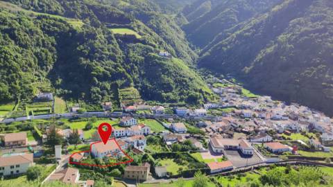 AMPLA MORADIA para VENDA com Licença AL - Faial da Terra, Povoação, São Miguel, Açores