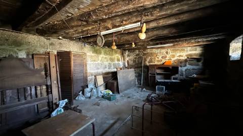 Casa Rústica para Recuperar