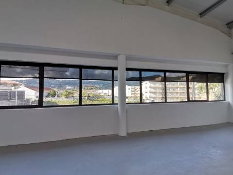 PAVILHÃO p/ ALUGAR
