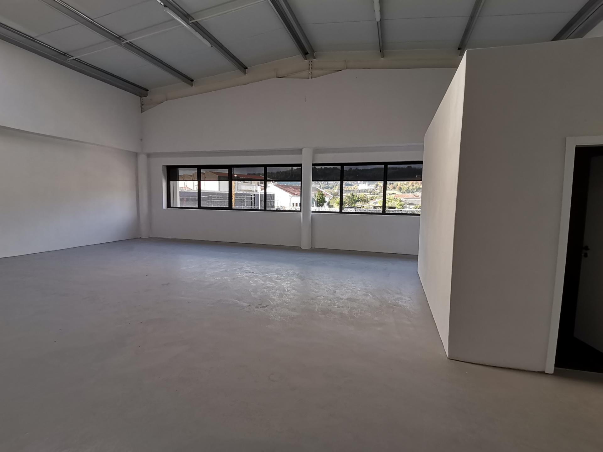 PAVILHÃO p/ ALUGAR