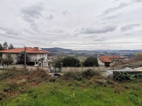 Terreno c/ 5.000 m2 - Pedome
