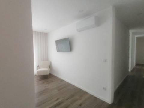 APARTAMENTO T3 C/ NOVO - LOUSADO