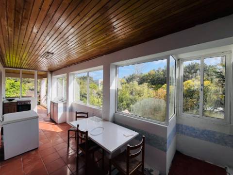 VENDE-SE MORADIA T1+T1 LOCALIZADA NA MADALENA