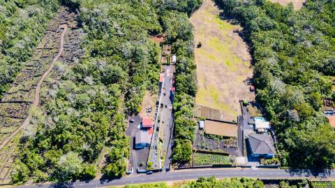VENDE-SE TERRENO NA CANDELÁRIA, MADALENA DO PICO