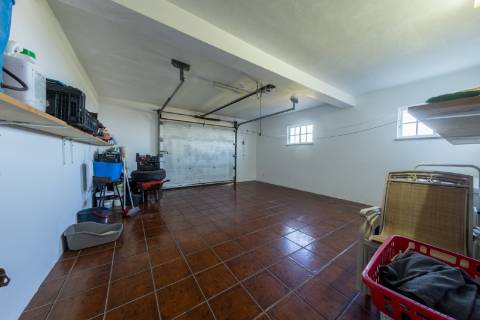 VENDE-SE MORADIA T4 NA CRIAÇÃO VELHA, MADALENA DO PICO