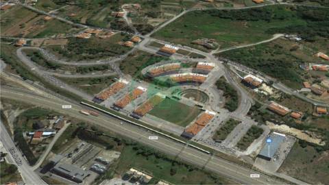 Lotes para construção na Urb. do Grou na Fig....