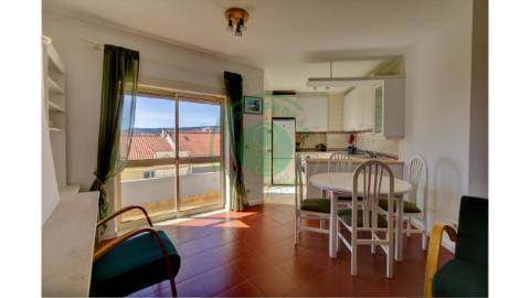 - Vende-se apartamento T2 na Figueira da Foz, em...