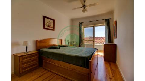 - Vende-se apartamento T2 na Figueira da Foz, em...