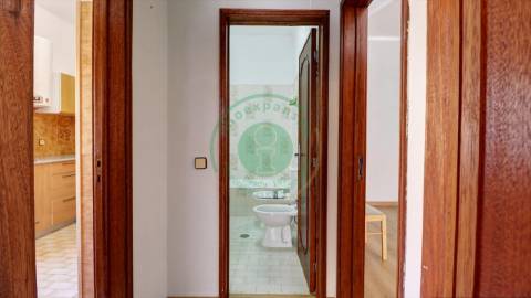 - Vende-se apartamento T1 na Figueira da Foz, em...