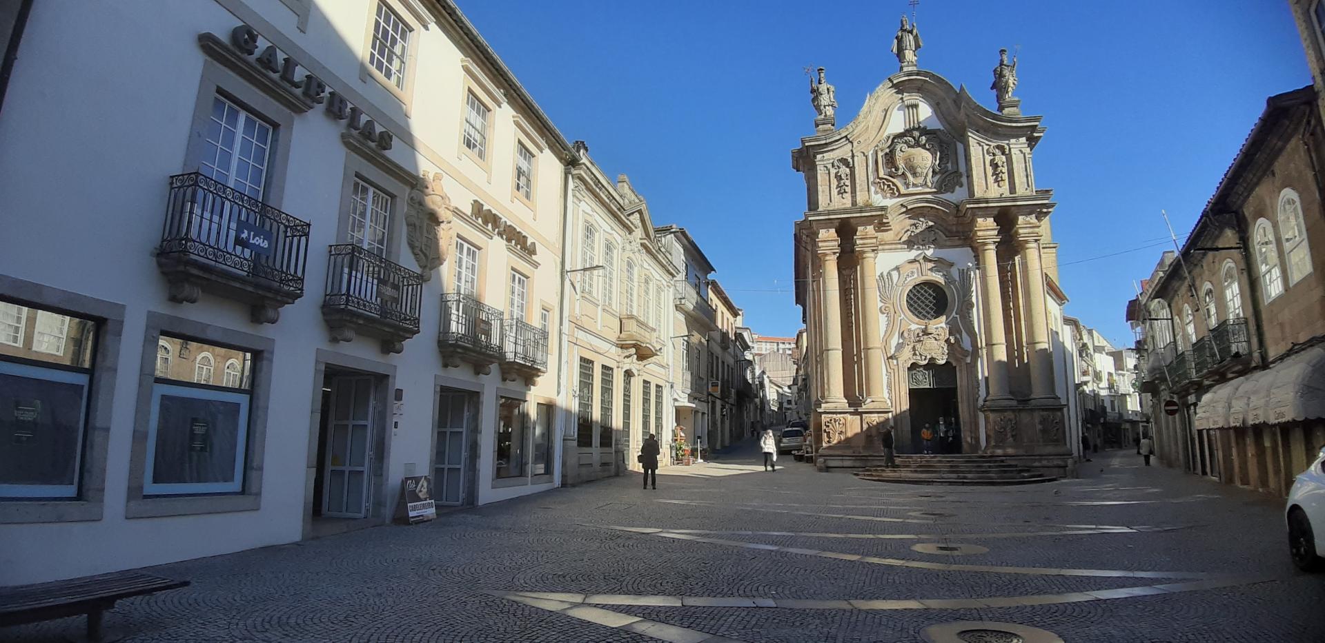 Espaços para Comércio ou Serviços nas Galerias Nova Bila em Vila Real