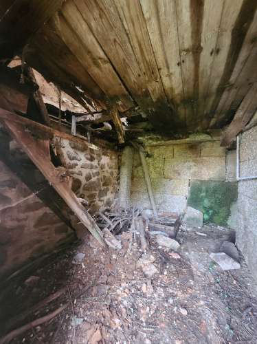 Moradia em Pedra para Reconstrução em Justes, Vila Real
