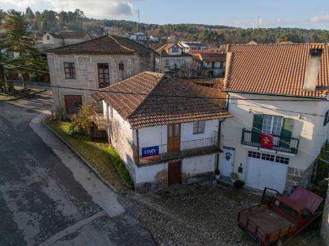 Moradia em Pedra para Reconstrução em Justes, Vila Real