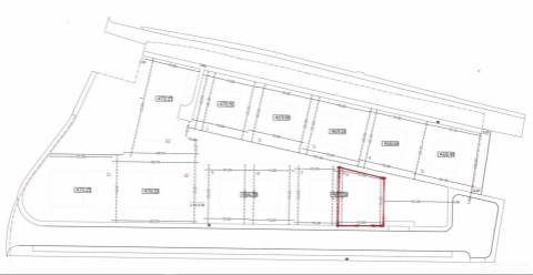 Em Construção, Moradia Unifamiliar com 3 Suites em Vila Real