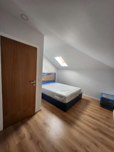 Andar de Moradia T5 com Terraço e Quintal no Centro de Vila Real