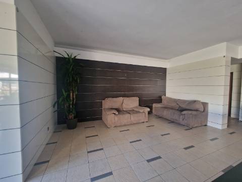 Moradia T3+1 em Condomínio Fechado na Cidade de Vila Real