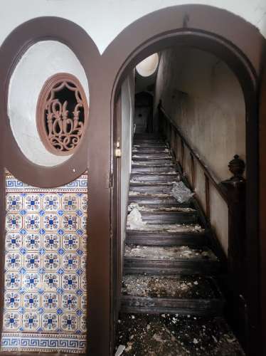 Prédio no Centro Histórico de Vila Real c/ Loja, Habitação e Logradouro