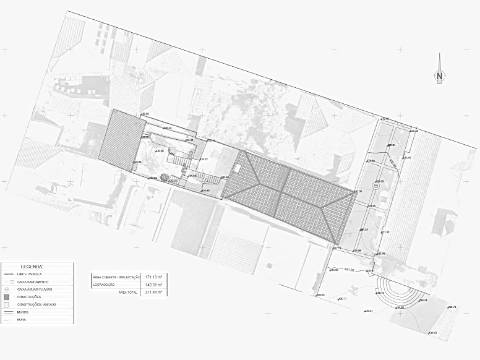 Imóvel no Centro Histórico de Vila Real c/ Loja, Habitação e Logradouro