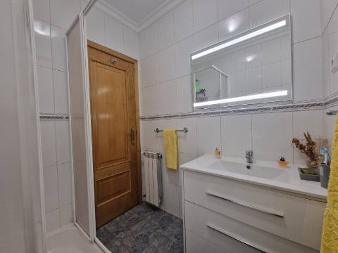 T3 de duas frentes + Sótão em Mateus, Vila Real