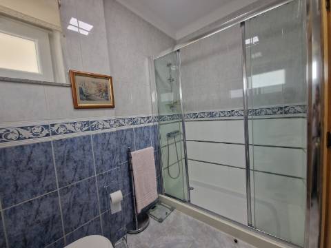 Moradia com 5 quartos à Av. da Europa em Vila Real
