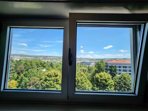 T3+1 + Sótão Junto ao Parque Florestal no Centro de Vila Real