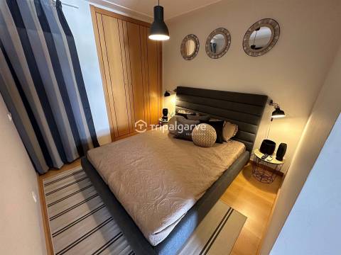 Moradia Germinada V3+2 em Vilamoura, com garagem e piscina.