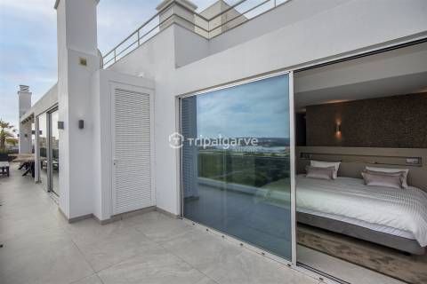 Penthouse de Luxo com 6 Quartos perto da Praia e da Marina - Vistas para o Rio Arade