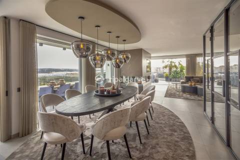Penthouse de Luxo com 6 Quartos perto da Praia e da Marina - Vistas para o Rio Arade