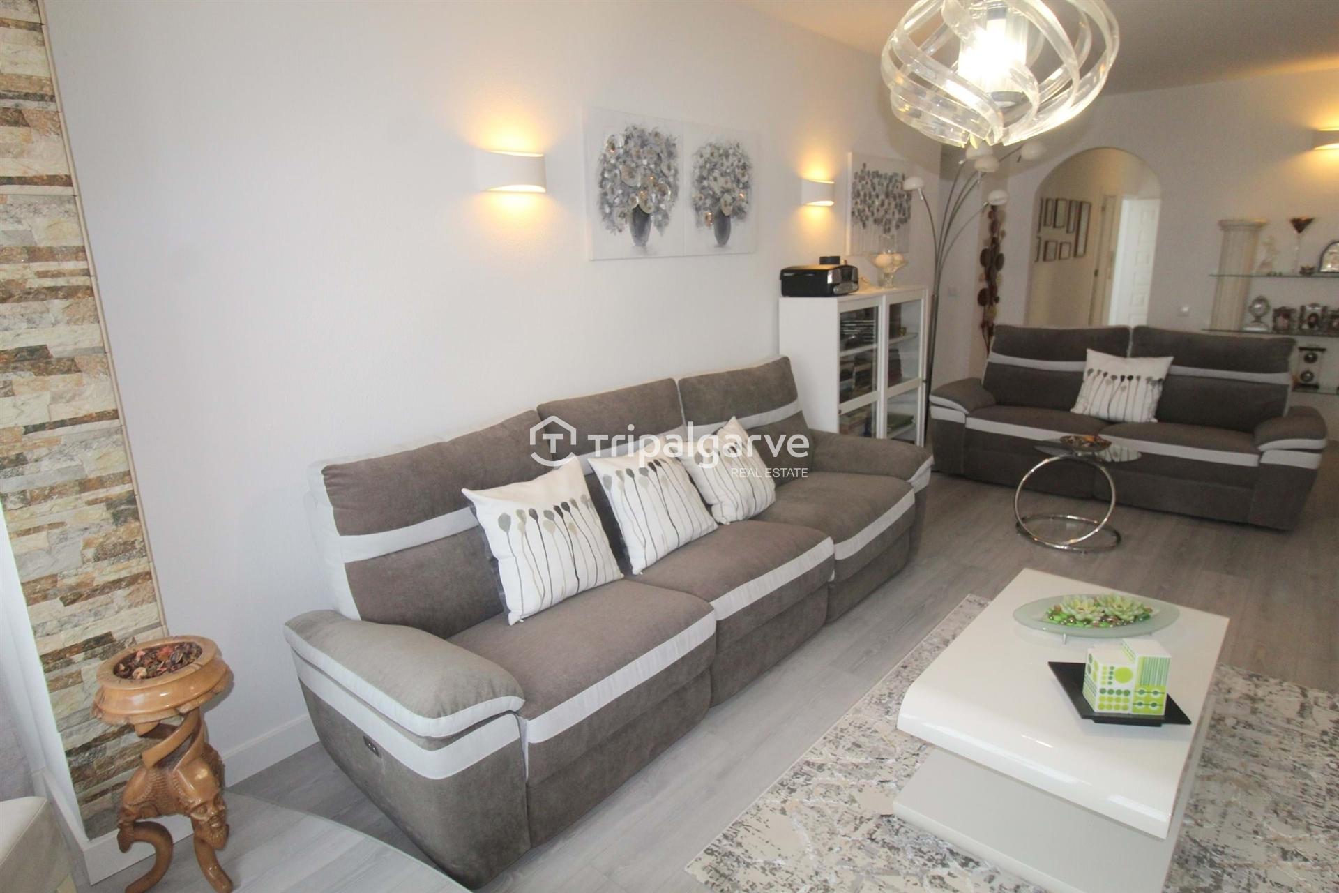 Apartamento - T2+2 - Albufeira - Venda