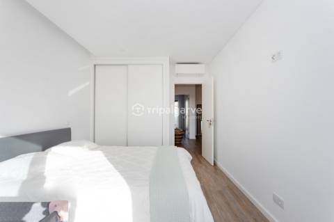 Moradia em Banda T3 Venda em Guia,Albufeira