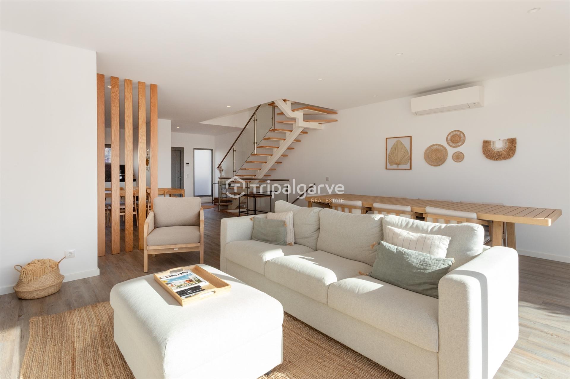 Moradia em Banda T3 Venda em Guia,Albufeira