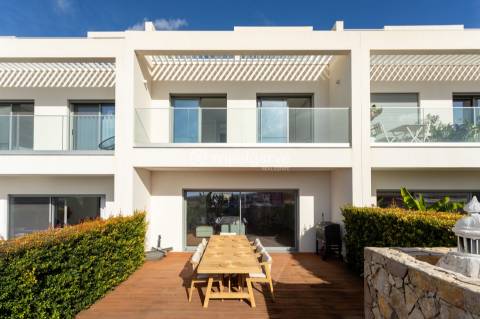 Moradia em Banda T3 Venda em Guia,Albufeira