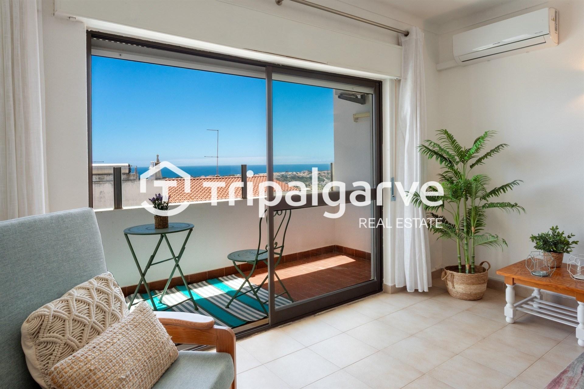 Apartamento T1 com vista mar e piscina Em Albufeira