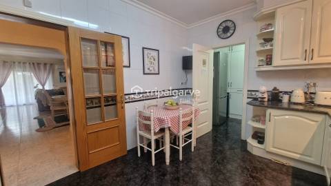 Appartamento T4 em primeira linha do Golfe - Portimao