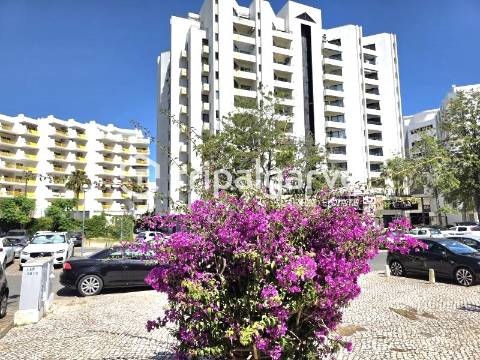 Apartamento T1+1 com Terraço na Marina de Vilamoura