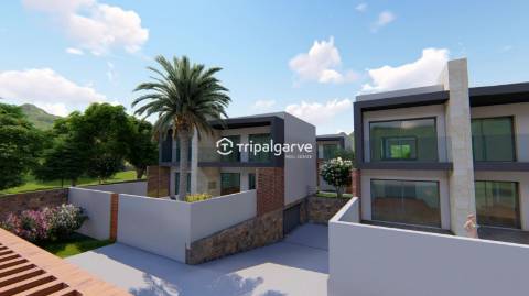 Moradias T3+1 com Piscina e garagem em Albufeira