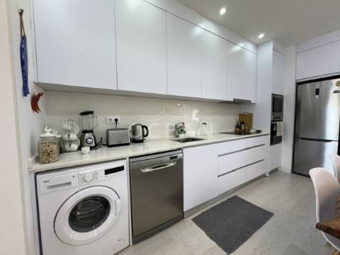 Apartamento t2 à venda na Rua Cidade da Beira