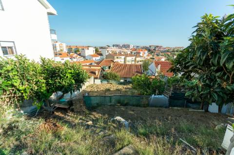 OPORTUNIDADE - Terreno urbano p/ construção em Arcena, Alverca do Ribatejo