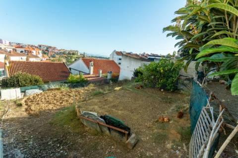 OPORTUNIDADE - Terreno urbano p/ construção em Arcena, Alverca do Ribatejo