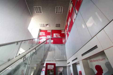 Excelentes lojas no Centro Comercial D'Amora, Amora, Seixal