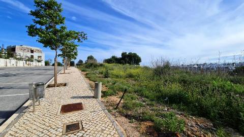 Lote de terreno para construção de prédio, em Tavira