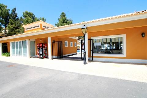 Luxuosas moradias V2 equipadas e mobiladas em Golfe Country Clube, Algarve