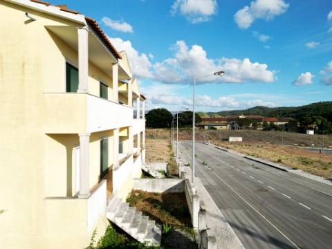 Lotes de terreno para construção de moradias T4, em Valado dos Frades, Nazaré
