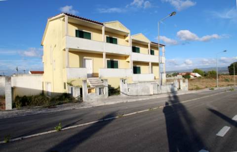 Lotes de terreno para construção de moradias T4, em Valado dos Frades, Nazaré