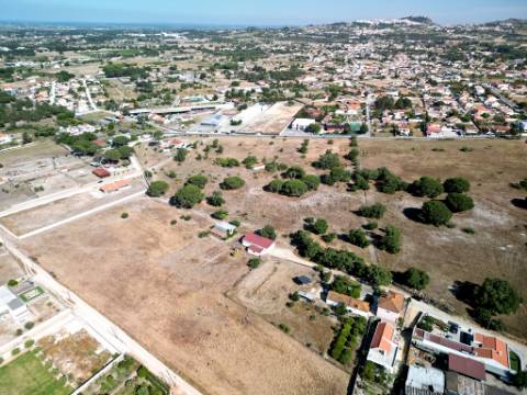 Quinta com 40.000m2 em Olhos de Água, Palmela
